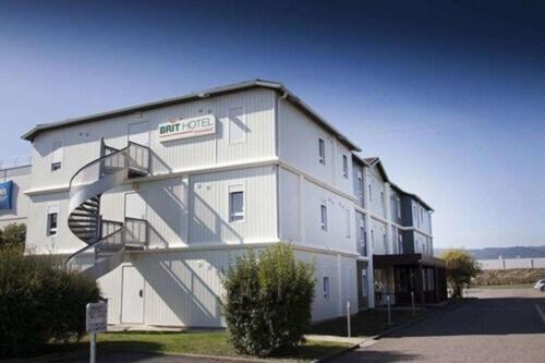 Brit Hotel Essentiel Arverne - Clermont-Ferrand Sud Aubière Екстериор снимка